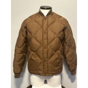 VTG Cabelas Premier Northern Goose Down Quilted Puffer Snap Jacket Sz S Mens
